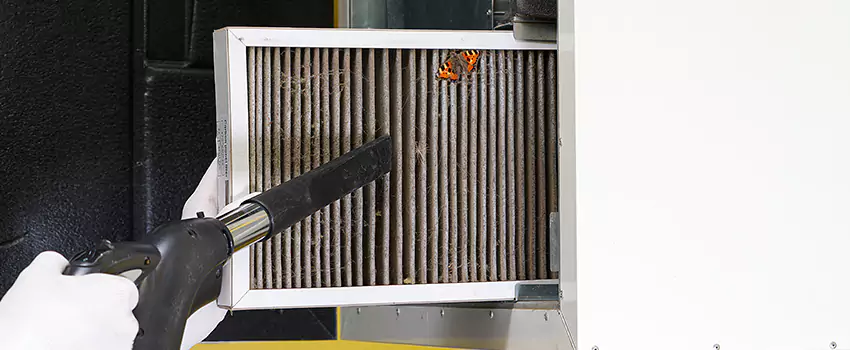 Clogged Air Duct Cleaning Process in Steubenville, OH